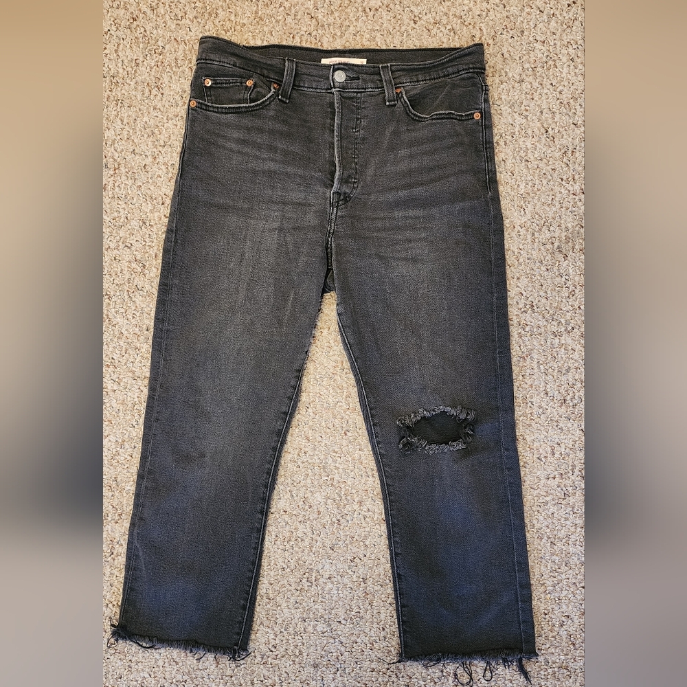 Black Levis Wedgie Distressed Straight Leg, Sz 31